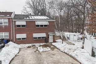 3303 S Keswick Cir, Philadelphia, PA 19114 - Photo 1