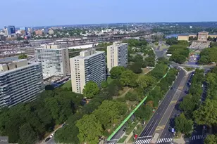 2200 Benjamin Franklin Pkwy, Philadelphia, PA 19130 - Photo 13