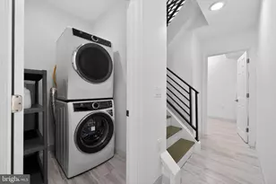 2542 Arcadia St, Philadelphia, PA 19125 - Photo 13