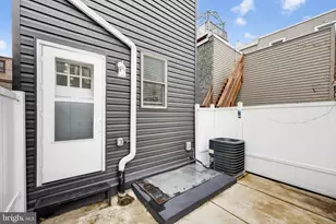 2542 Arcadia St, Philadelphia, PA 19125 - Photo 33