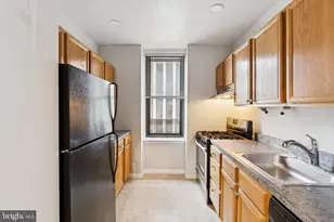 135 S 19th St, Philadelphia, PA 19103 - Photo 3