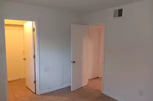 5304 Jackson St, Philadelphia, PA 19124 - Photo 3