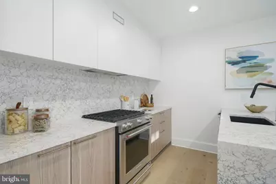 2115 Fitzwater Street, Philadelphia, PA 19146 - Photo 5