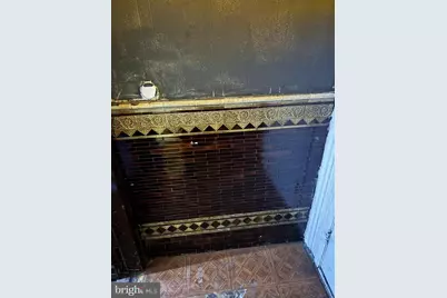 2003 N 33rd Street, Philadelphia, PA 19121 - Photo 9