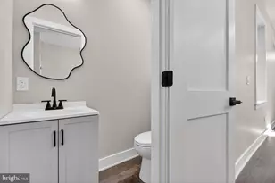 34 W Sharpnack St, Philadelphia, PA 19119 - Photo 5