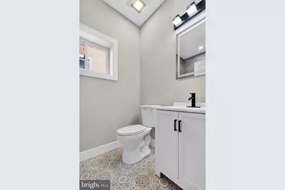 34 W Sharpnack Street, Philadelphia, PA 19119 - Photo 29