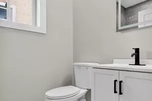 34 W Sharpnack St, Philadelphia, PA 19119 - Photo 29