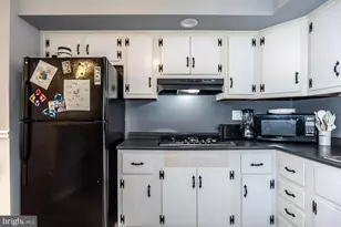 8113 Ferndale St, Philadelphia, PA 19111 - Photo 11