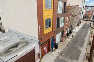 2114 Berges St, Philadelphia, PA 19125 - Photo 43