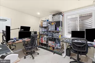 2114 Berges St, Philadelphia, PA 19125 - Photo 31