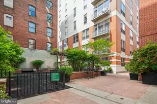 113 N Bread St, Philadelphia, PA 19106 - Photo 9