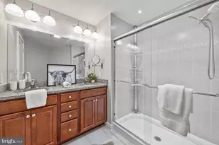 113 N Bread St, Philadelphia, PA 19106 - Photo 3