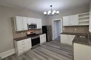 637 N 32nd St, Philadelphia, PA 19104 - Photo 1