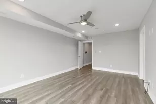 419 W Cumberland St, Philadelphia, PA 19133 - Photo 15