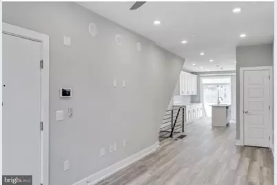902 W Susquehanna Avenue #1, Philadelphia, PA 19122 - Photo 5
