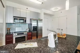 2101 Market St, Philadelphia, PA 19103 - Photo 21