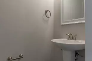 135 W Huntingdon St, Philadelphia, PA 19133 - Photo 7