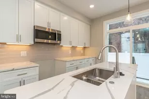 135 W Huntingdon St, Philadelphia, PA 19133 - Photo 3