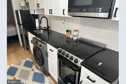 1018 Pine Street #2R, Philadelphia, PA 19107 - Photo 3