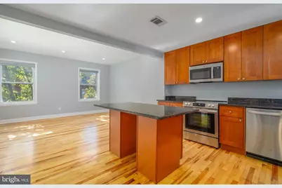 2225 Mount Vernon Street #3, Philadelphia, PA 19130 - Photo 5