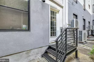 2132 Pine St, Philadelphia, PA 19103 - Photo 25