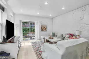 2132 Pine St, Philadelphia, PA 19103 - Photo 5