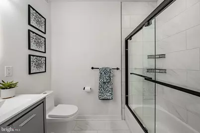 2117 Fernon Street, Philadelphia, PA 19145 - Photo 23