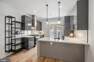 2117 Fernon St, Philadelphia, PA 19145 - Photo 7