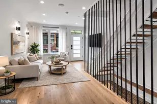 2117 Fernon St, Philadelphia, PA 19145 - Photo 3