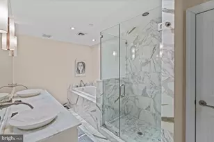 1632 Spruce St, Philadelphia, PA 19103 - Photo 21