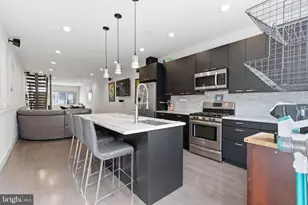 1904 E Cumberland St, Philadelphia, PA 19125 - Photo 19