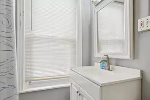 105 Kalos St, Philadelphia, PA 19128 - Photo 17