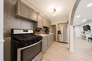 5226 Akron St, Philadelphia, PA 19124 - Photo 5