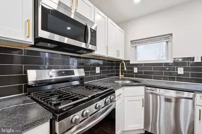 2319 N Hancock Street, Philadelphia, PA 19133 - Photo 9