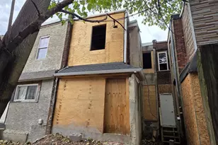 2312 Tasker St, Philadelphia, PA 19145 - Photo 9