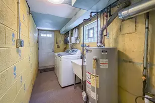 8923 Dewees St, Philadelphia, PA 19152 - Photo 35