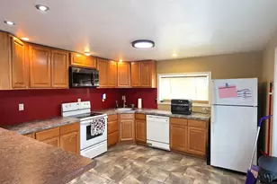 6917 Tulip St, Philadelphia, PA 19135 - Photo 9