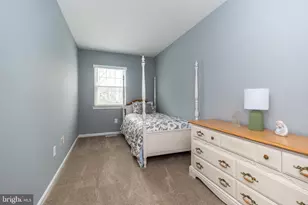 9913 Crestmont Ave, Philadelphia, PA 19114 - Photo 15