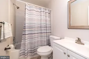 9913 Crestmont Ave, Philadelphia, PA 19114 - Photo 17