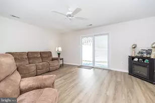 9913 Crestmont Ave, Philadelphia, PA 19114 - Photo 21