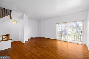 6715 Egret Pl, Philadelphia, PA 19142 - Photo 3