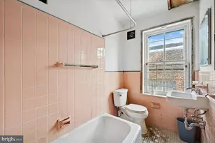 264 W Washington Ln, Philadelphia, PA 19144 - Photo 15