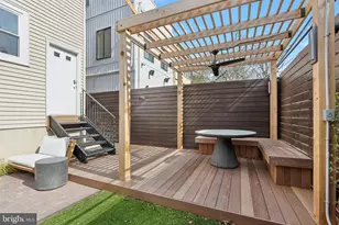 814 S 49th St, Philadelphia, PA 19143 - Photo 15