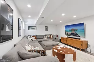 814 S 49th St, Philadelphia, PA 19143 - Photo 25