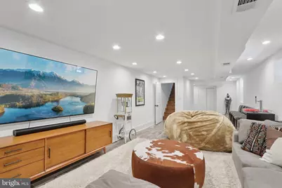 814 S 49th Street, Philadelphia, PA 19143 - Photo 27