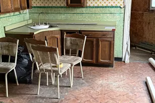 1919 Hart Ln, Philadelphia, PA 19134 - Photo 3