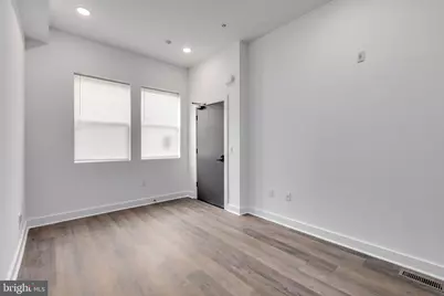 927 N 42nd Street #1, Philadelphia, PA 19104 - Photo 3