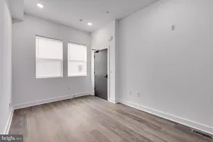 927 N 42nd St, Philadelphia, PA 19104 - Photo 3