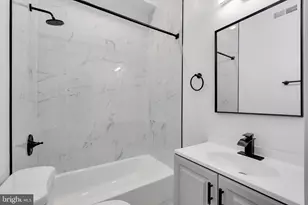 927 N 42nd St, Philadelphia, PA 19104 - Photo 15