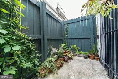 1552 S Capitol Street, Philadelphia, PA 19146 - Photo 17